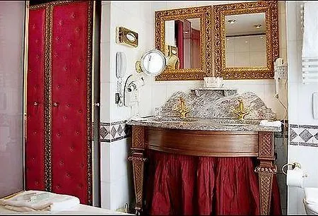 La Royale 4* Paris