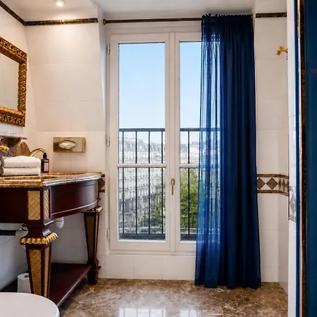 La Royale מלון 4*