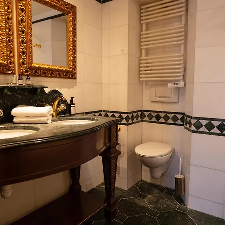 מלון La Royale 4*