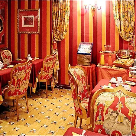 La Royale מלון 4*