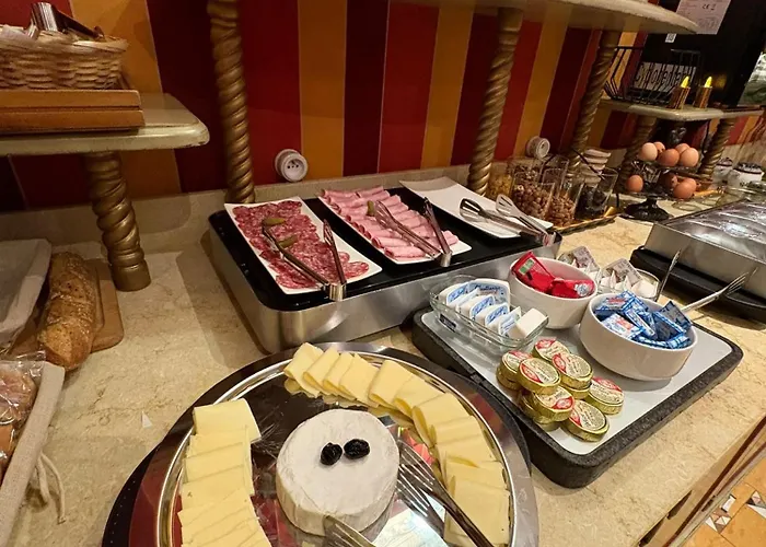 ラ ロイヤル ホテル パリ