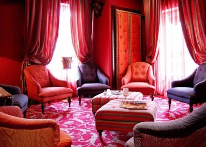 Ξενοδοχείο La Royale 4*
