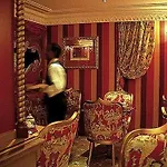La Royale Otel Paris