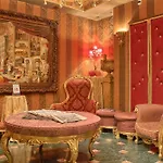 La Royale Otel Paris