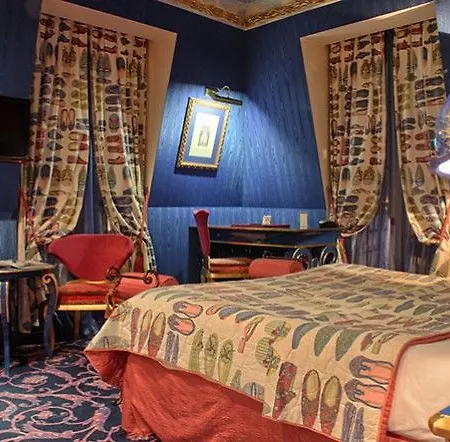 Hotel La Royale 4*