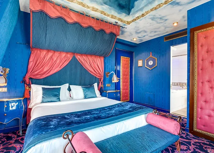 La Royale Hotel