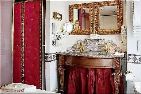 La Royale 4* Paryż
