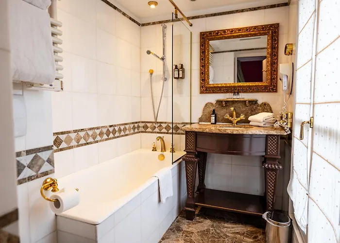 La Royale Otel Paris